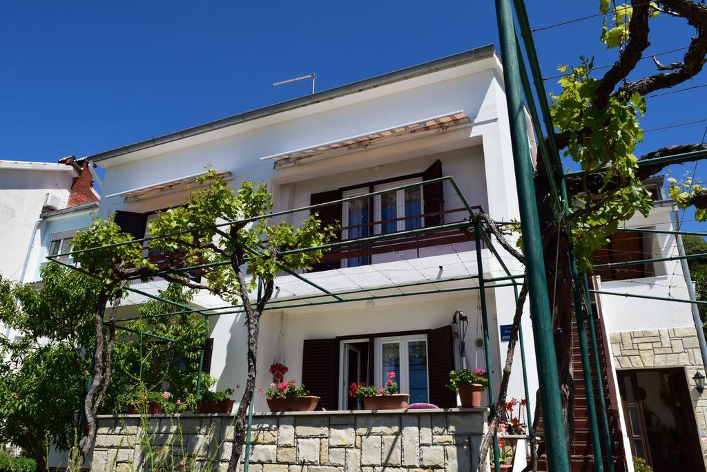 Peter Pan Apartments Palit Dış mekan fotoğraf